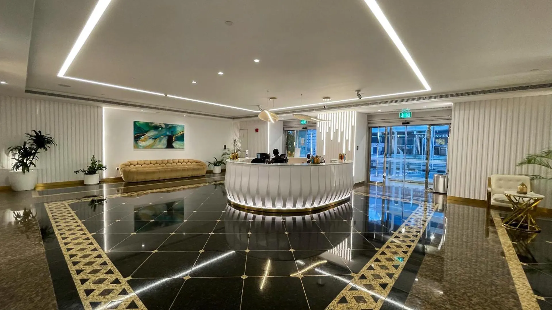 Elegant 3 Bedrooms Among Clouds Dubai