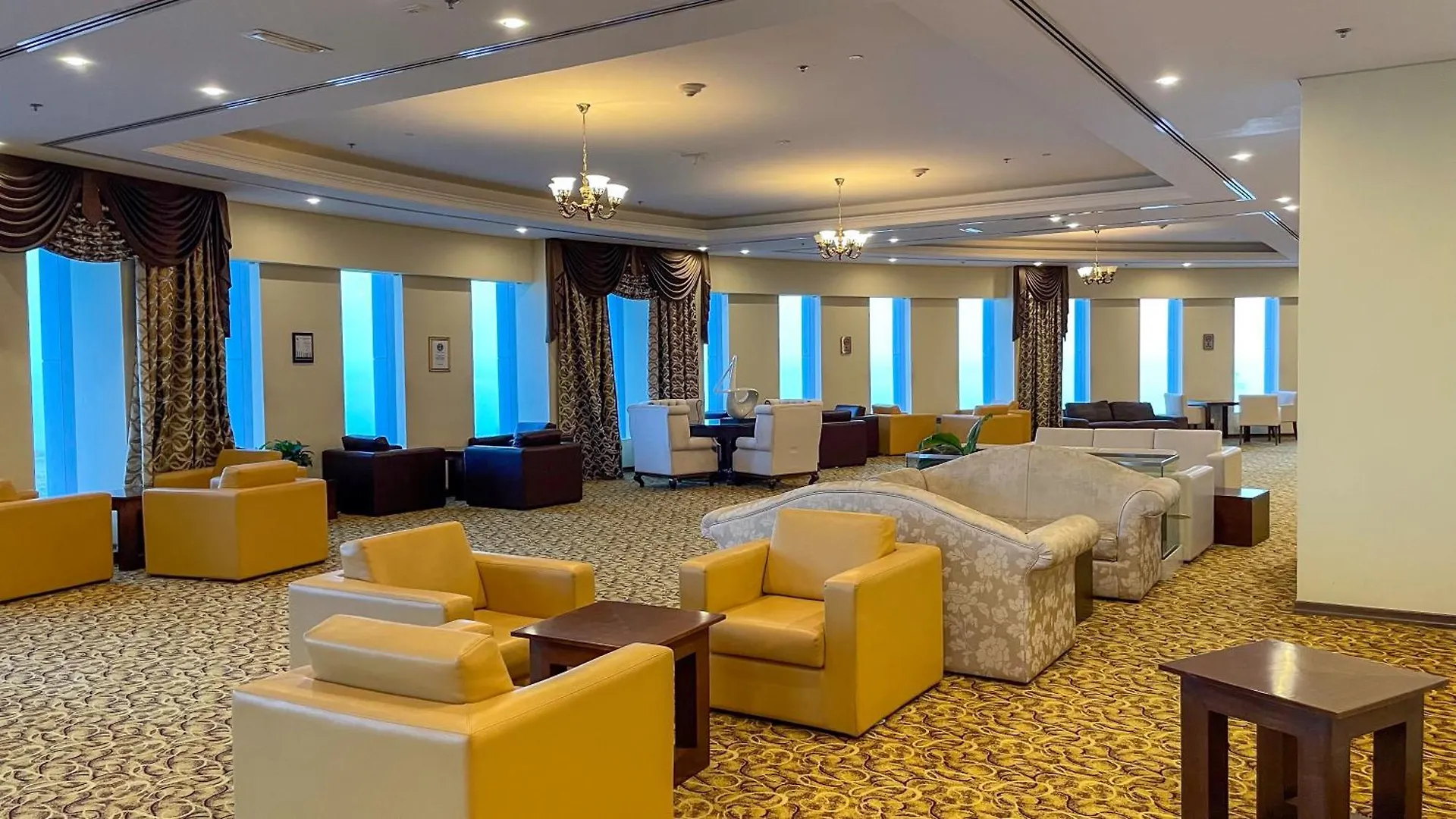 Elegant 3 Bedrooms Among Clouds Dubai 0*,  United Arab Emirates