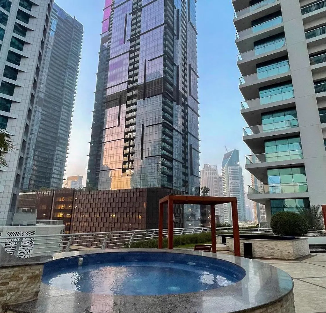 Elegant 3 Bedrooms Among Clouds Dubai Apartment