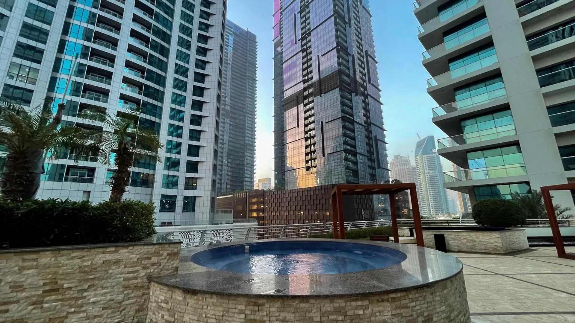 Apartment Elegant 3 Bedrooms Among Clouds Dubai