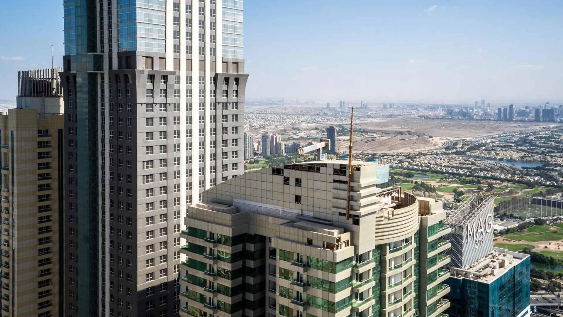 Elegant 3 Bedrooms Among Clouds Dubai 0*,