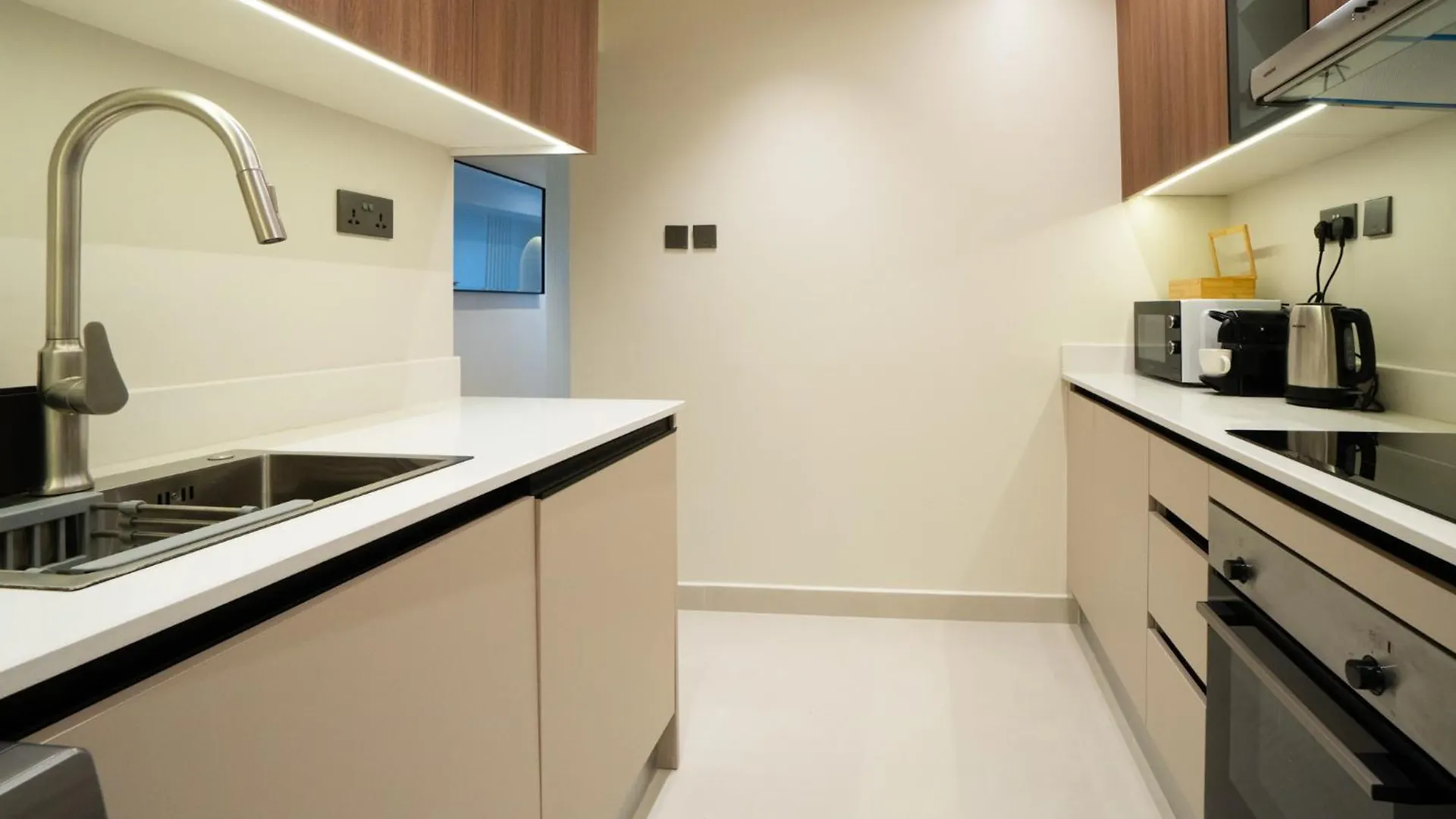 Apartment Elegant 3 Bedrooms Among Clouds Dubai United Arab Emirates