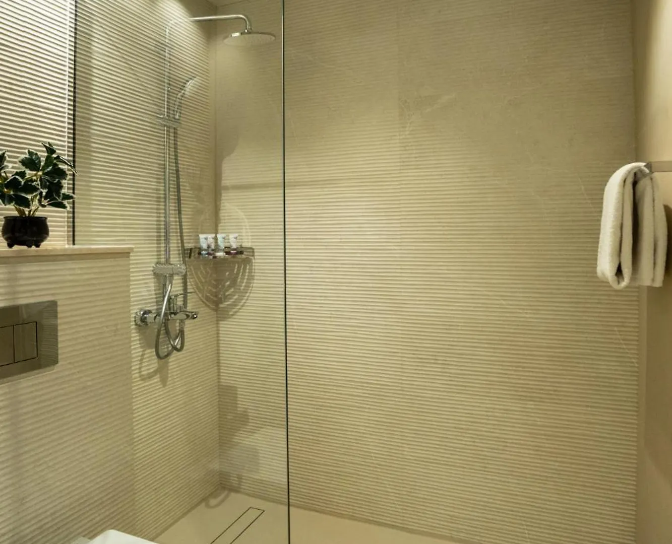 Elegant 3 Bedrooms Among Clouds Dubai United Arab Emirates