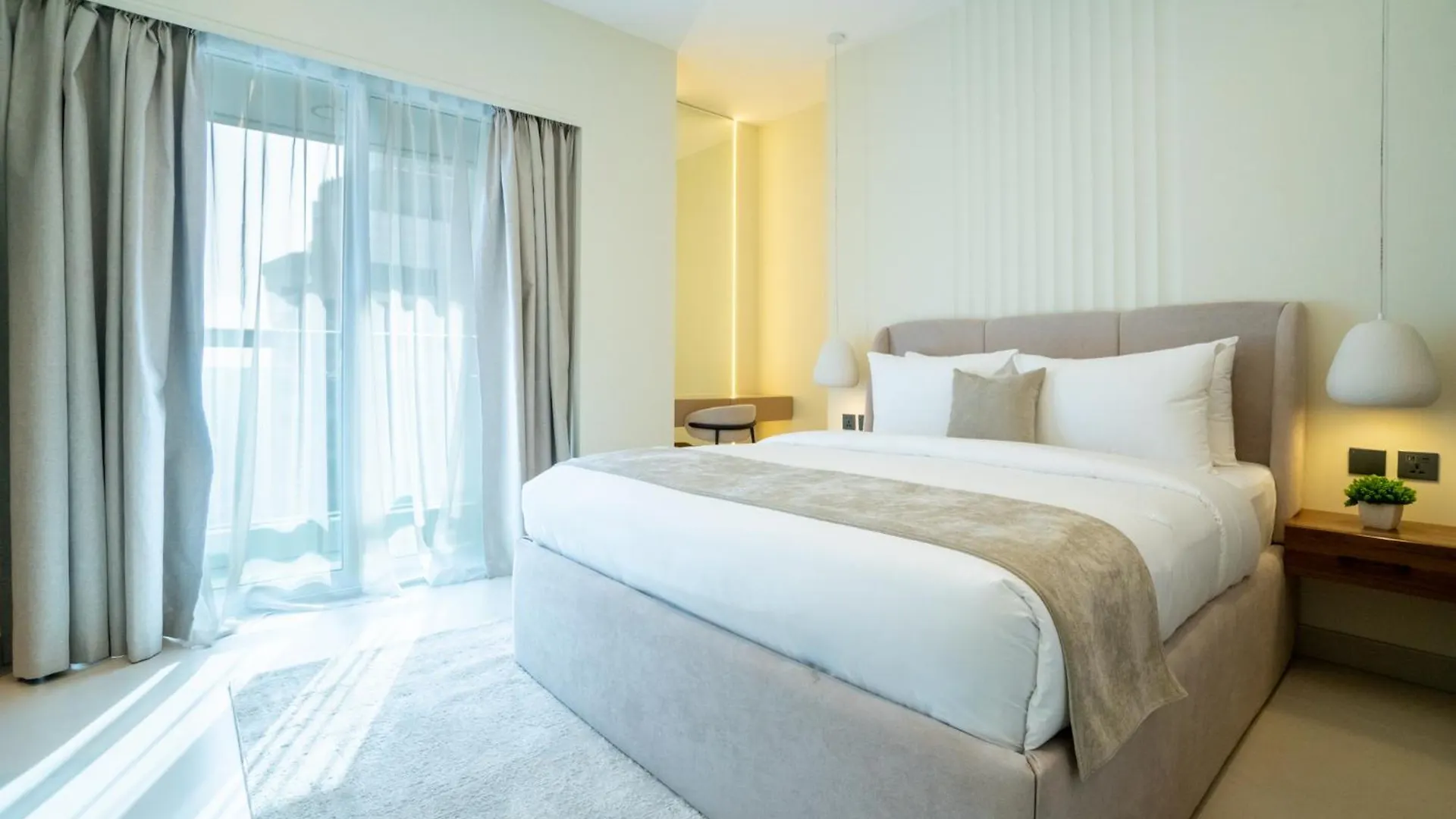 Apartment Elegant 3 Bedrooms Among Clouds Dubai United Arab Emirates