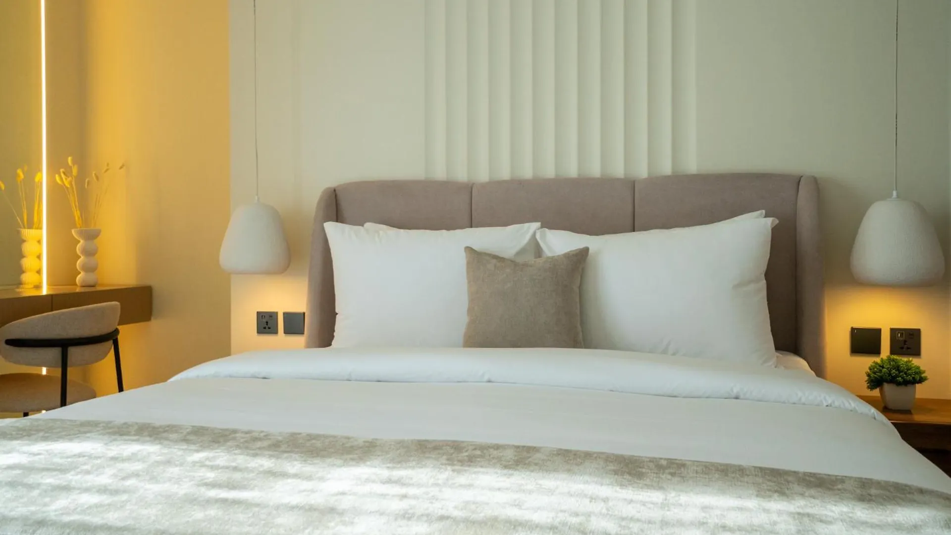 Elegant 3 Bedrooms Among Clouds Dubai