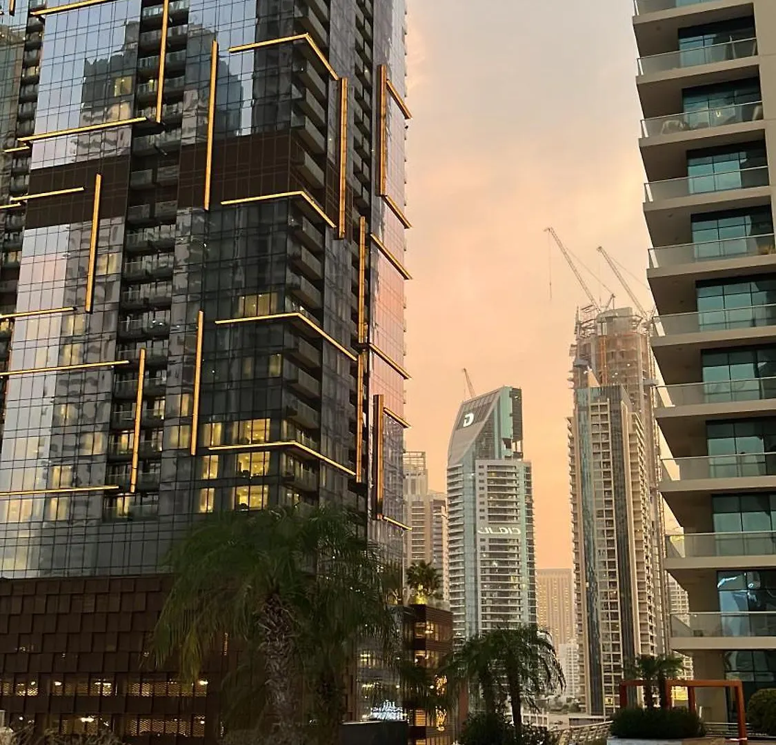 Elegant 3 Bedrooms Among Clouds Dubai United Arab Emirates